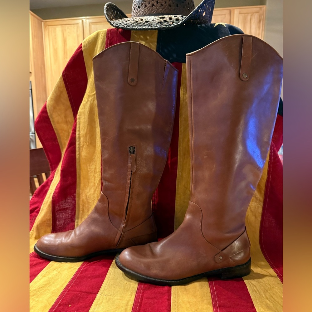 Halogen Keri knee high leather boots 7.5M. ONLY WORN ONCE